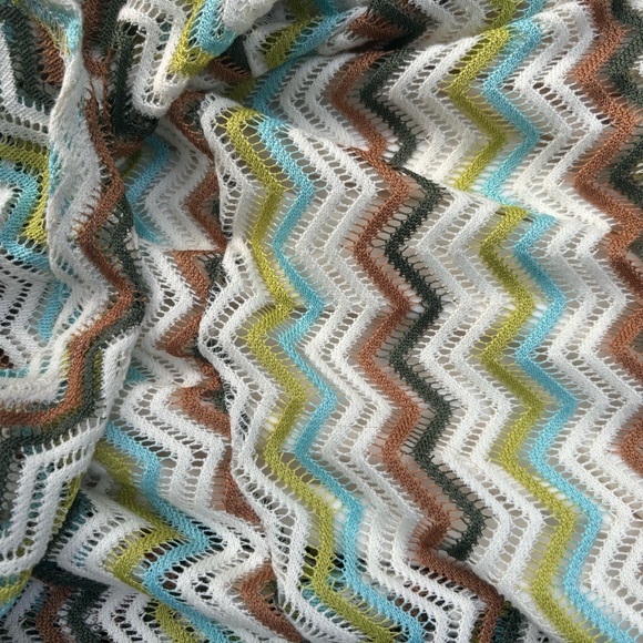 Medium ankle to full length skirt. Beautiful chevron - Picture 4 of 5